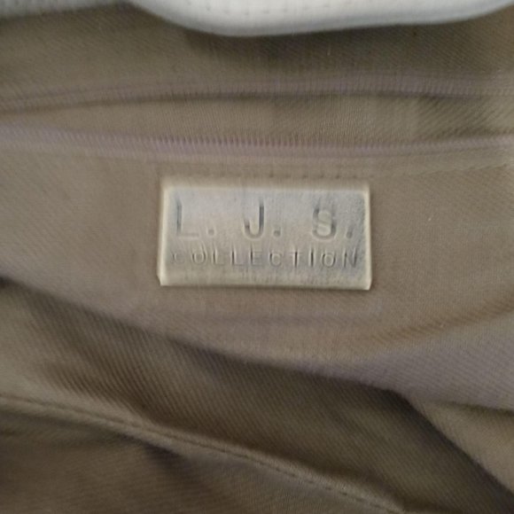 LJS Collection beige nubuck backpack - Picture 7 of 9